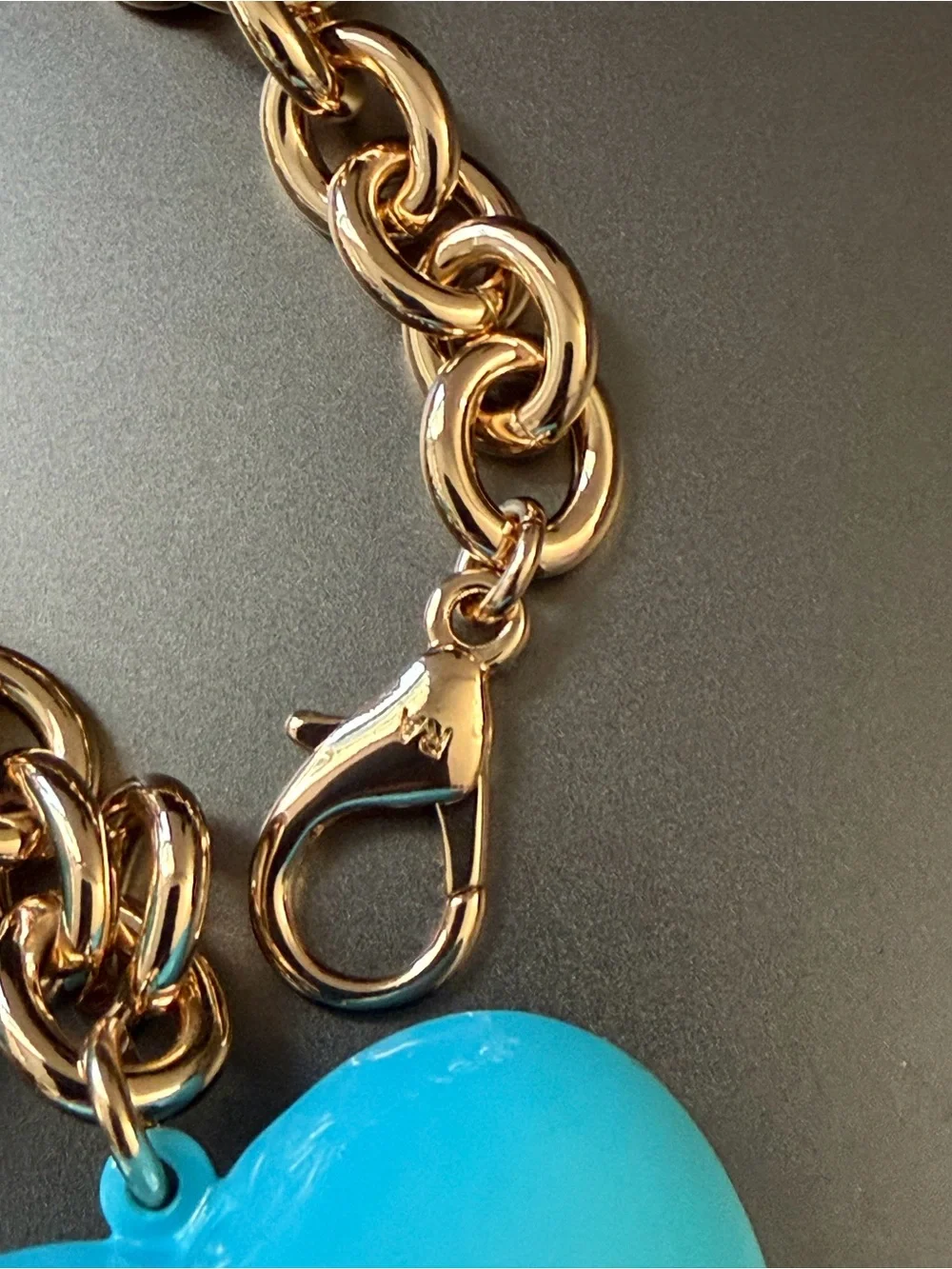 NWOT Roxanne Assoulin Gold Chain Keychain with Turquoise Blue Heart Charms